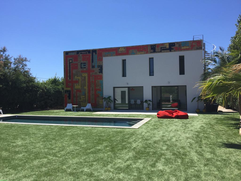 Le Cube Hotel Design A Hyeres Plage Avec Piscine Et Cuisine Екстер'єр фото